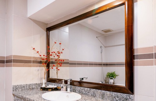 Thai Binh Hotel | White Palace Thai Binh Hotel 1