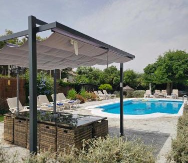 San Vicente del Raspeig Villa | White Paradise Villa - Sol y Luz - by SunCastle apartamentos