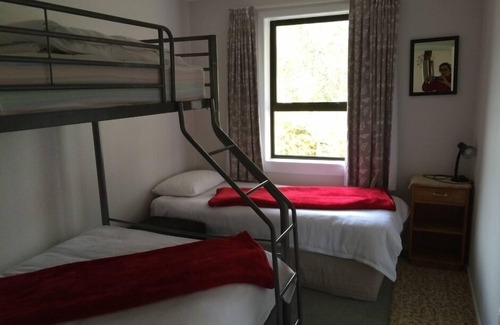 Ohakune House | White Peakes Lodge - fully furnished house