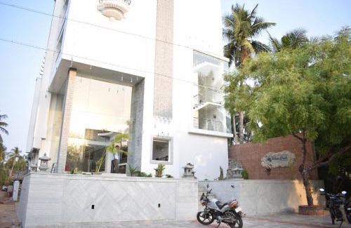 Kuilapalayam Hotel | White Pearl Residency