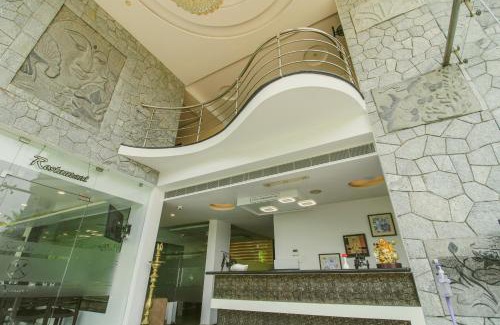 Kuilapalayam Hotel | White Pearl Residency