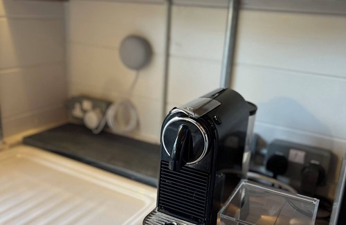 Chwilog Cabin | White River Retreats Log Cabin with Wood Fired Hot Tub