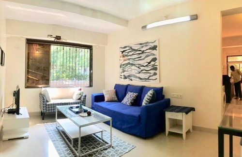 Bandra West Apartment | White Rose, at Carter Road by Connekt Homes