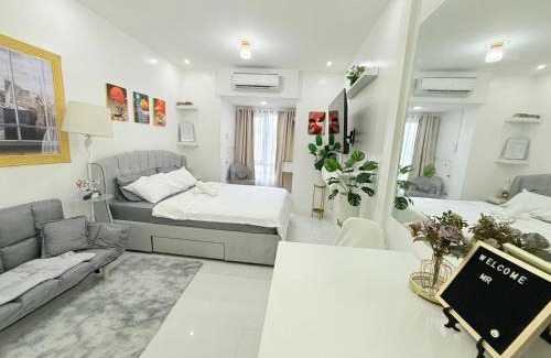 South Triangle House | White Rose Condotel at Victoria Sports Tower