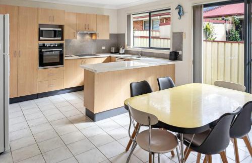Huskisson Villa | White Sands Villa by Experience Jervis Bay