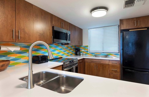 Kahaluu Bay Condo | White Sands Village Oceanfront