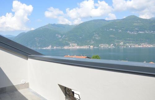 Lezzeno Apartment | White suite - Jacuzzi, Swimming pool & Lake view