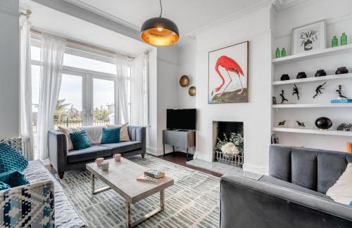 Pevensey House | White Water House