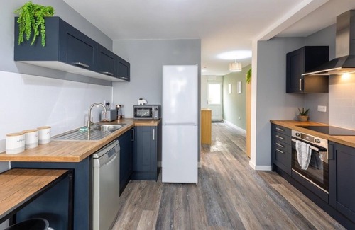 Whitehaven Apartment | Whitehaven Retreat | Sleeps 2 | Cosy Escape