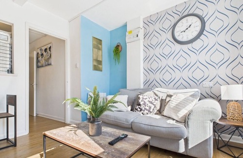 Whitehaven Apartment | Whitehaven Suite | Sleeps 4 | Cosy Stay
