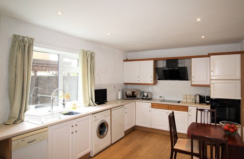 Whitley Bay House | Whitley Bay - 2 Bedroom House - Plus Sofa Bed - Refurbished Throughout