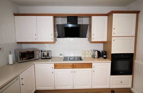 Whitley Bay House | Whitley Bay - Sleeps 6 - Refurbished Throughout