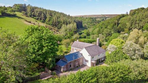 South Molton House | Whitley Farm Molland