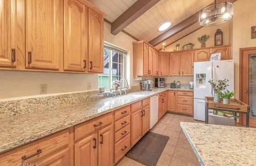 Whispering Forest House | Whitney Manor
