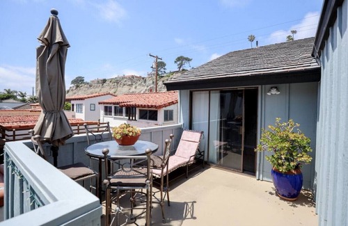 Capistrano Beach Apartment | Whole House - Beachhouse · Dana Point Beach Duplex - 2 Units 16 Guests