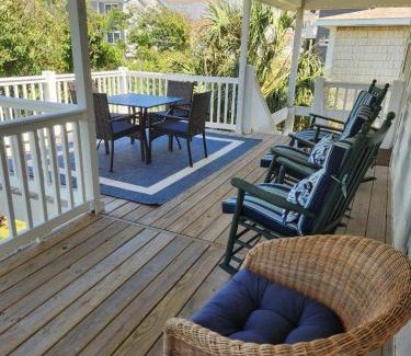 Ocean Isle Beach House | WHOLE HOUSE - Short walk to the beach