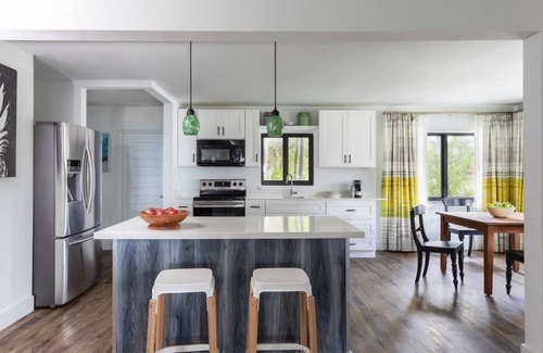 Islamorada Villa | Whole House w/Tropical Atmosphere just Steps from the Beach - Ideal for Groups
