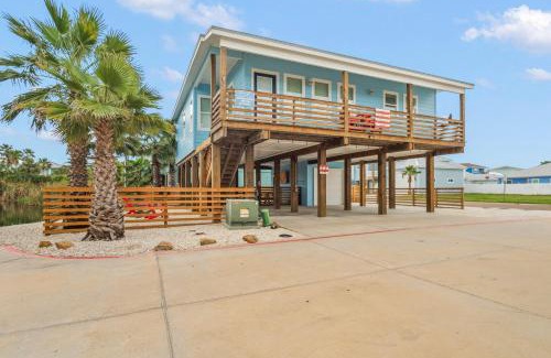 Roosevelt House | Why Knot Relax - Heated PRIVATE Pool Beach Gear Credit Included