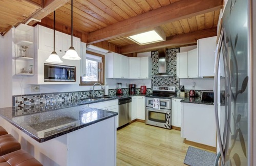 Bushkill Cabin | Wide cabin Cabin close by camelback and Kalahary
