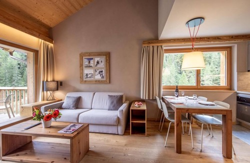 Zinal Apartment | Wifi, 150m from ski lifts, tv, ski locker, 67m², Zinal