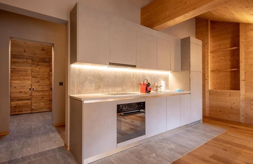 Zinal Apartment | Wifi, 150m from ski lifts, tv, ski locker, 67m², Zinal
