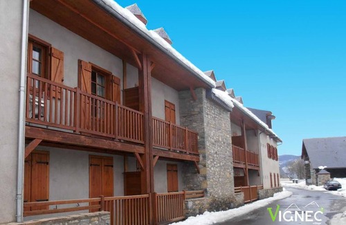 Vignec Apartment | Wifi, 1st floor, tv, ski locker, 34m², Saint Lary Soulan