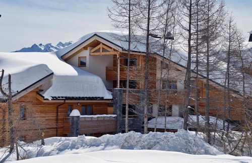 Bergers Apartment | Wifi, 250m from ski lifts, fitness, swimming pool, hammam, balcony, tv, 55m², Alpe d'Huez