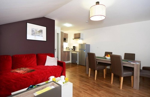 Auris Apartment | Wifi, 300m from resort center, fitness, swimming pool, terrace, balcony, tv, ski locker, 35m²