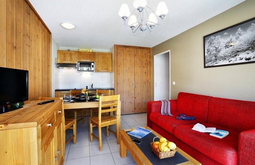 Briancon Apartment | Wifi, 300m from resort center, fitness, sauna, hammam, terrace, balcony, ski locker, 44m²