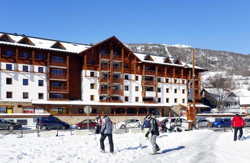 Briancon Apartment | Wifi, 300m from resort center, fitness, sauna, hammam, terrace, balcony, ski locker, 44m²