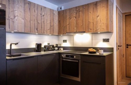 Montalbert Apartment | Wifi, 300m from ski slopes, swimming pool, sauna, hammam, parking, ski locker, 45-70m², Montalbert