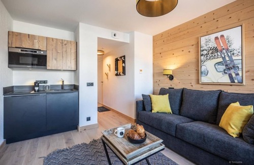 Montalbert Apartment | Wifi, 300m from ski slopes, swimming pool, sauna, hammam, parking, ski locker, 20-26m², Montalbert