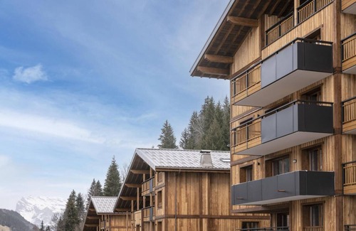 Les Contamines-Montjoie Apartment | Wifi, fitness, swimming pool, sauna, hammam, balcony, parking, tv, ski locker, 140m²