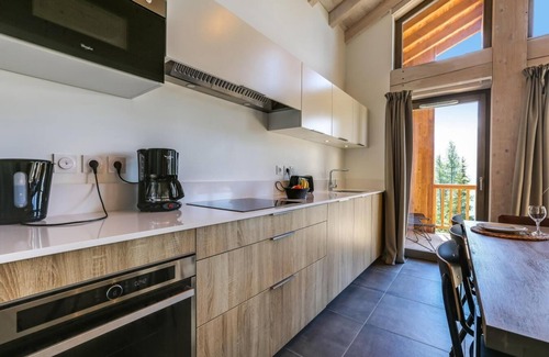 Les Eucherts Apartment | Wifi, sauna, terrace, balcony, parking, tv, ski locker, 69-88m², La Rosière