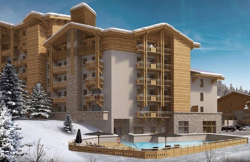 Les Claux Apartment | Wifi, ski-in/ski-out & foot of the slopes, swimming pool, balcony, parking, tv, ski locker, 31m²