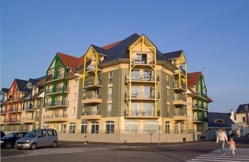 Cayeux-sur-Mer Apartment | Wifi, view sea, swimming pool, terrace, balcony, parking, 28m², Cayeux-sur-Mer