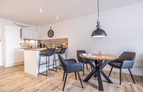 Schleswig Apartment | Wiking-koje 7 - Balkon, Barrierearm, Aufzug, Dusche, Schreibtisch