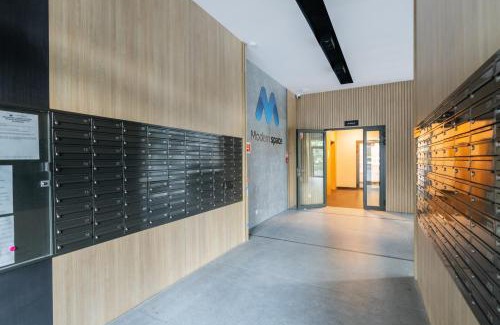 Wlochy Apartment | Wiktoryn 57 SuperApart - Nowoczesny apartament