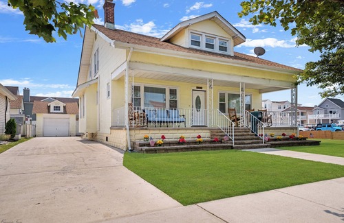 Cape May - Wildwood House | Wild Fudgie Wudgie - 5 Bedroom - Sleeps 14 - 1905 Central Ave - NWW