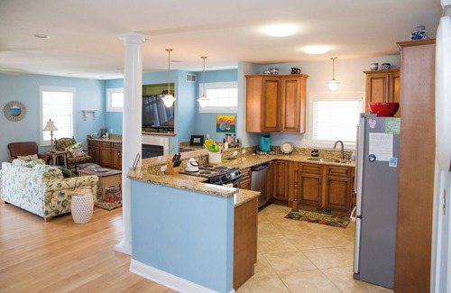 North Wildwood House | Wild Ice Cream - Sleeps 10+ - 16th Ave - NWW