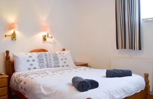 Treligga House | Wild Rose