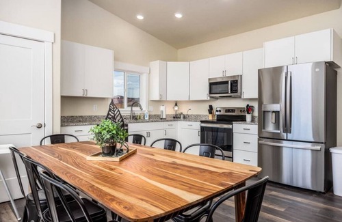 Kanab House | Wilderness Oasis Getaway l Clover by Stay