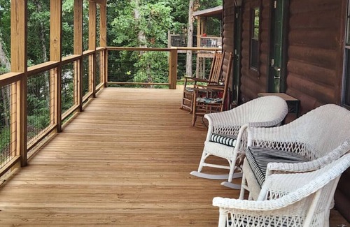 Franklin Cabin | Wildflower Hill Cabin