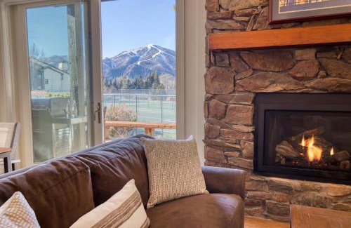Elkhorn House | Wildflower Resort Stay - Sun Valley Condo with King Bed and Mtn Views