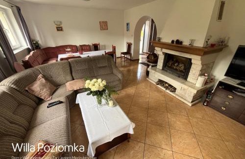 Miedzybrodzie Bialskie Villa | Willa Poziomka z tarasem i widokiem na Górę Żar i Jezioro Międzybrodzkie