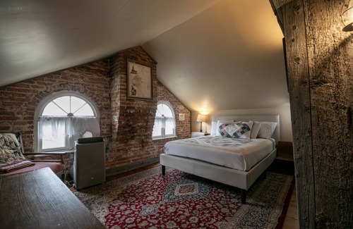 Nauvoo Bed & Breakfast | Willard Richards Inn