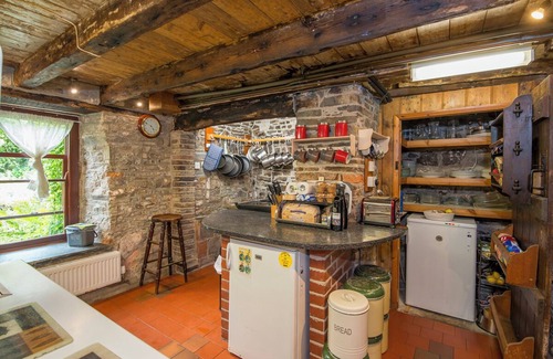 Haverfordwest House | Williamston Farmhouse, Holiday Property Nr Broad Haven, Sleeps 6, 4 bedrooms, bathrooms