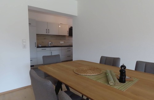 Uhldingen-Muehlhofen Apartment | Willkommen in Ihrem Modern und Vielfältig Ausgestatteten Urlaubs-zuhause in Eine