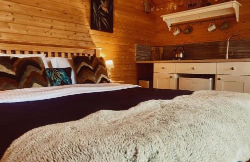Arnold House | Willow Lodge