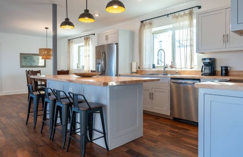 Terlingua House | Willow Mtn. Ridge: Luxury & seclusion 10mi to BBNP